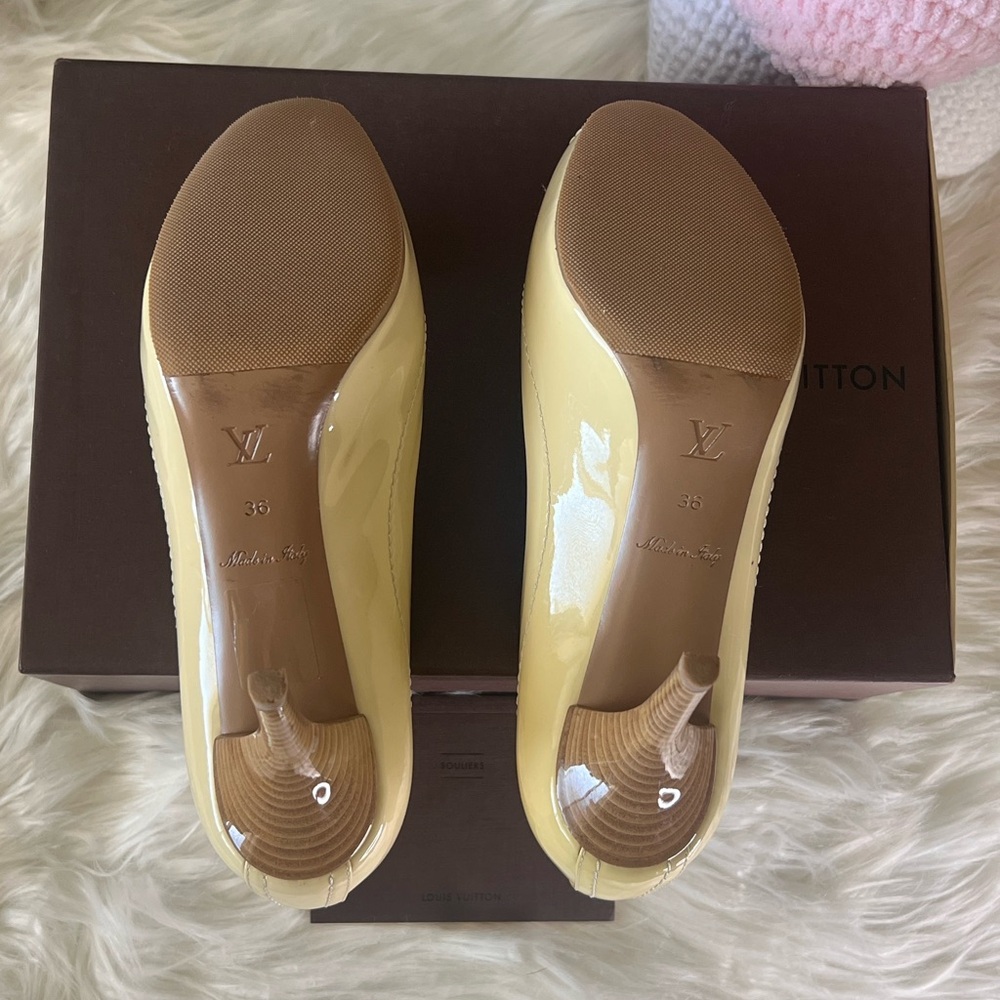 Louis Vuitton Cream Patent Leather and Damier Azur Peep Toe Heel Shoes Size EU36 - Picture 11 of 12